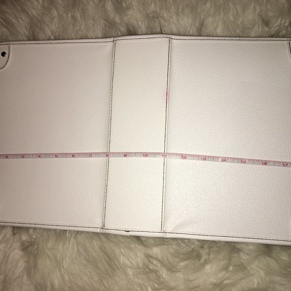 BARE ESENTUALS Make-Up Travel Case w/Handles - Picture 9 of 10